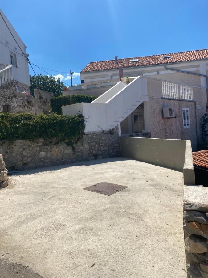 Holiday home Vacation Ustrine
