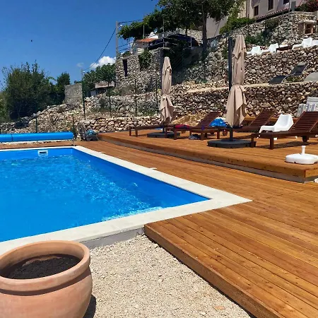 Vita Vacation Home Ustrine Exterior photo