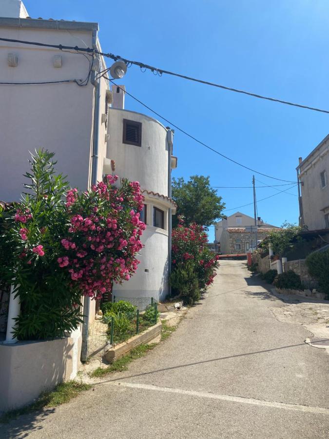 Vacation Holiday home Ustrine